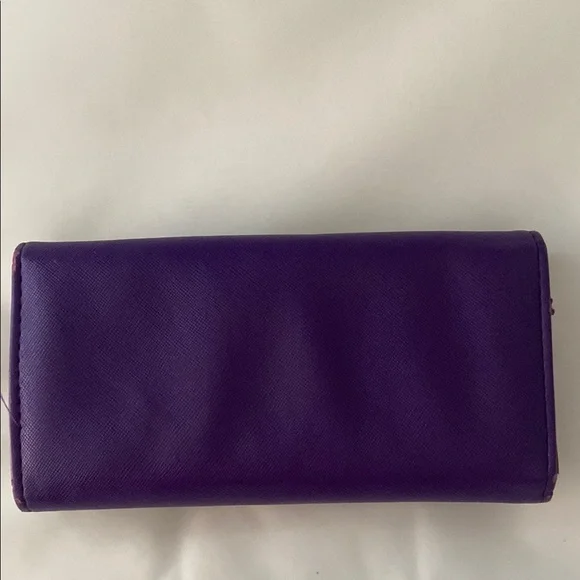 āSOLDāPrada Purple Saffiano Leather Bow Wallet ā Made in Paris, Gold Logo - Picture 4 of 9